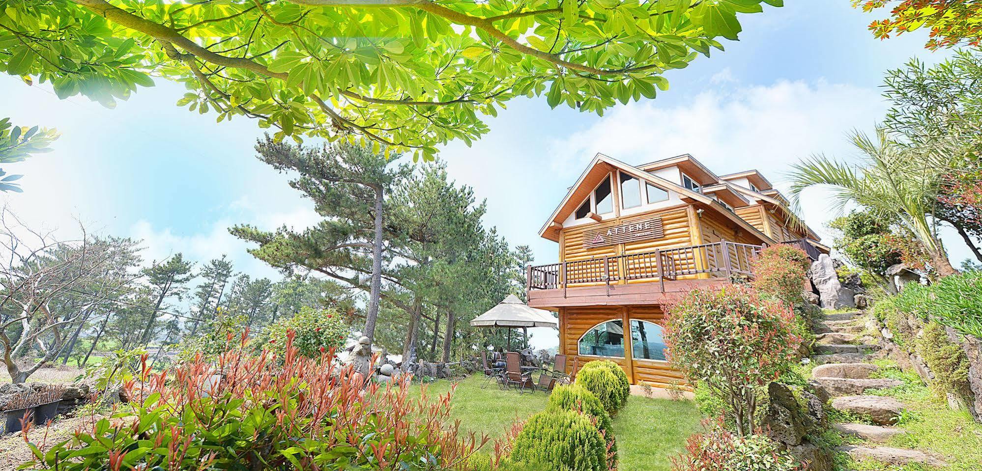 Attene Pension Jeju by Eksteriør bilde